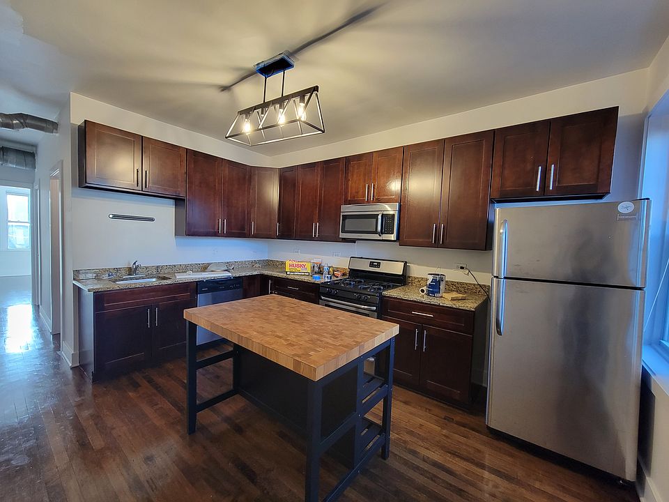 Kitchen (3rd floor)