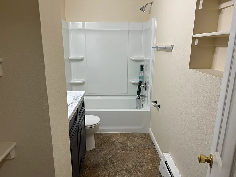 1112 Willow St #1 — Photo 8