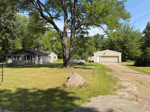 6315 Sunrise Trl, Harrison, MI 48625