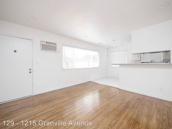 2nd image of 1215 Granville Ave #7