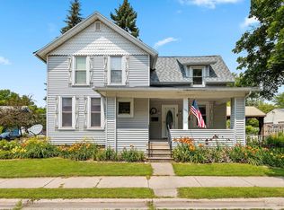 903 Chicago St, De Pere, WI 54115