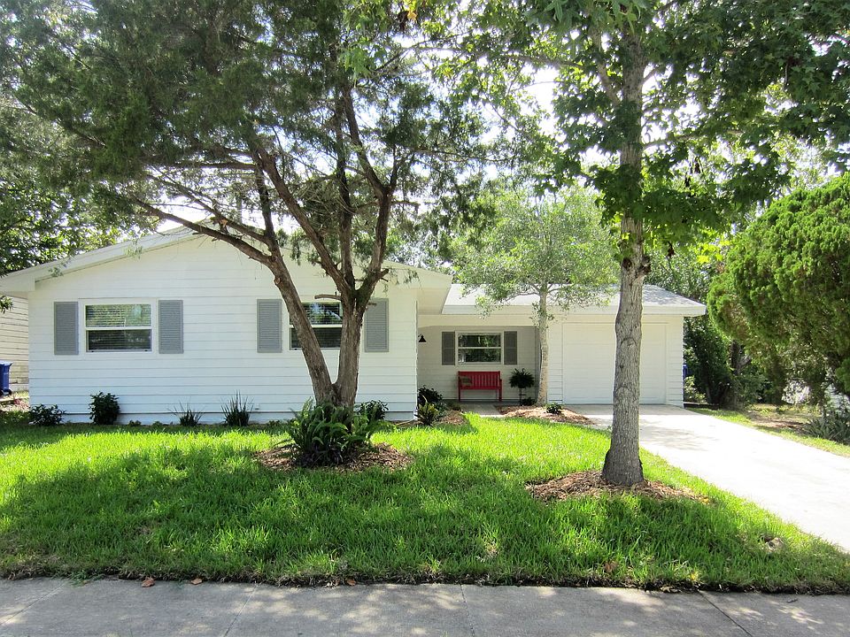 1st image of 843 Alhambra Ave