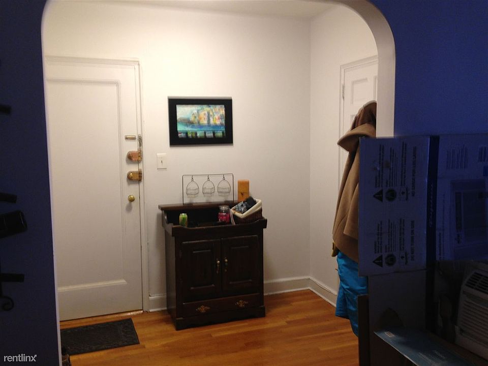 2nd image of 50 Follen St #2313016