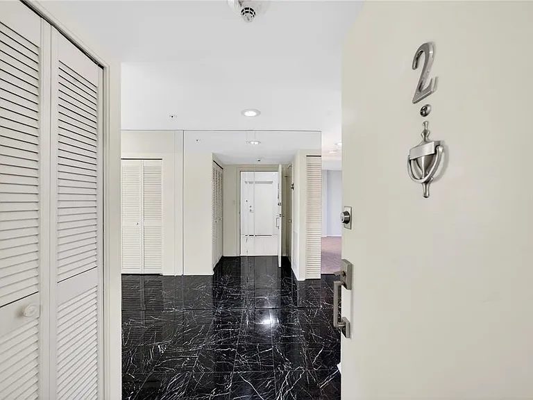 770 S Palm Ave #Penthouse 2 — Photo 2
