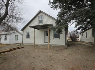 612 S Wisconsin St, Conrad, MT 59425