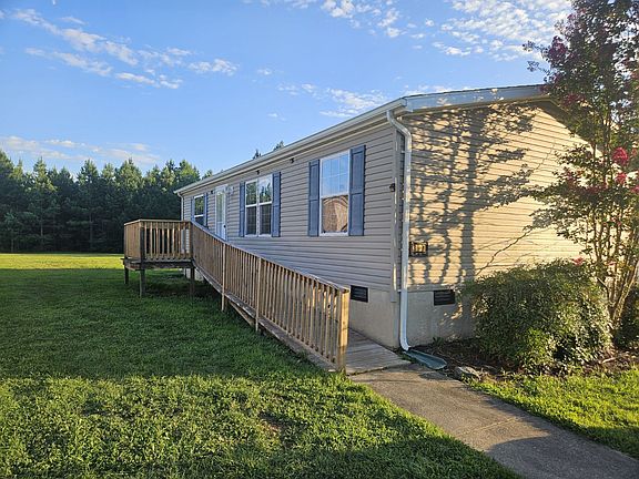 2nd image of 397 Morris Ln #124