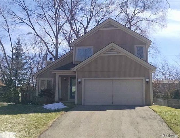 1st image of 6623 Buckland Ave