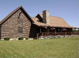 74543 39th St, Paw Paw, MI 49079
