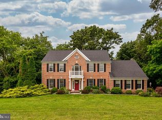 2004 Bonhill Dr, Reisterstown, MD 21136