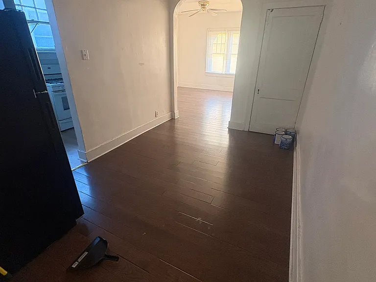 1114 E Spring St #2W — Photo 8