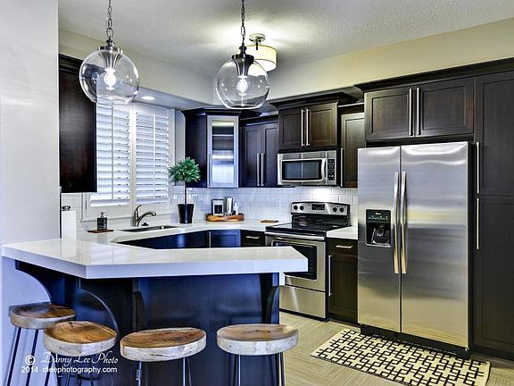 4th image of 810 S Dixie Dr Unit 2428