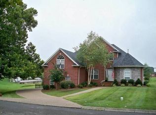 404 Antietam Dr, Lebanon, TN 37087