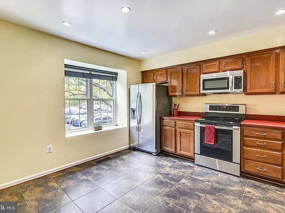 5th image of 3114 Valentino Ct