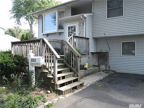 3rd image of 145 Twin Lawns Ave