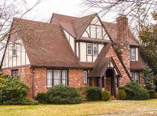 95 Hawthorne St, Longmeadow, MA 01106