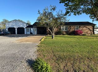 11488 County Road 17, Woodville, AL 35776