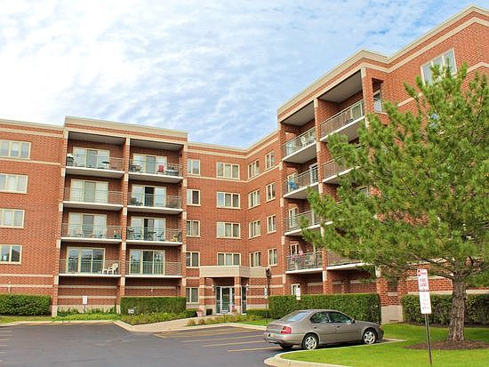 1st image of 6430 W Berteau Ave APT 306