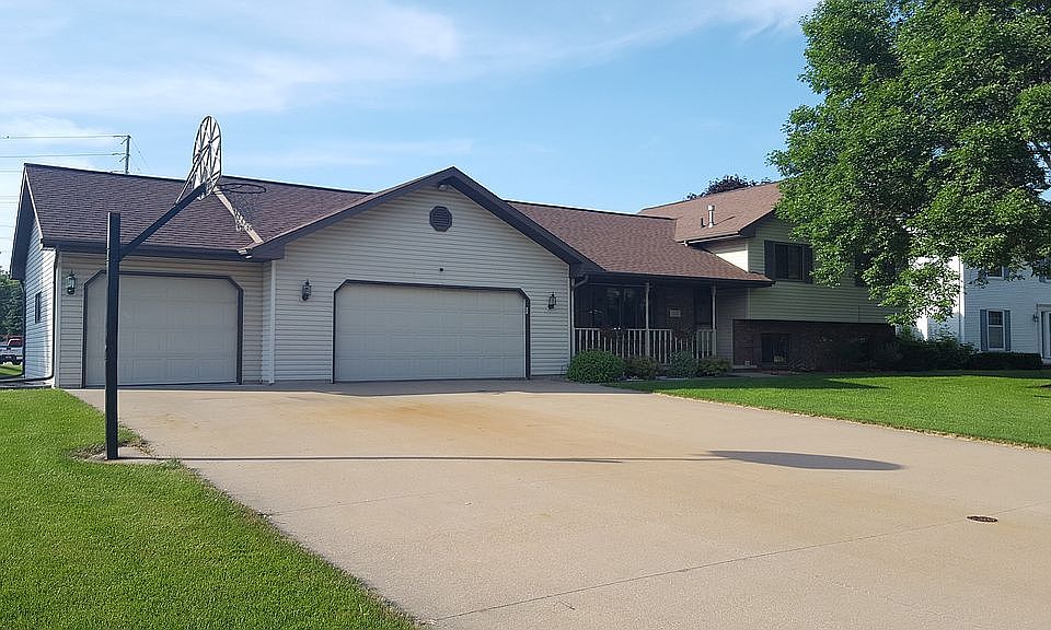 1st image of 1320 Orchard Ct
