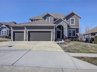 9214 Houston St, Lenexa, KS 66227