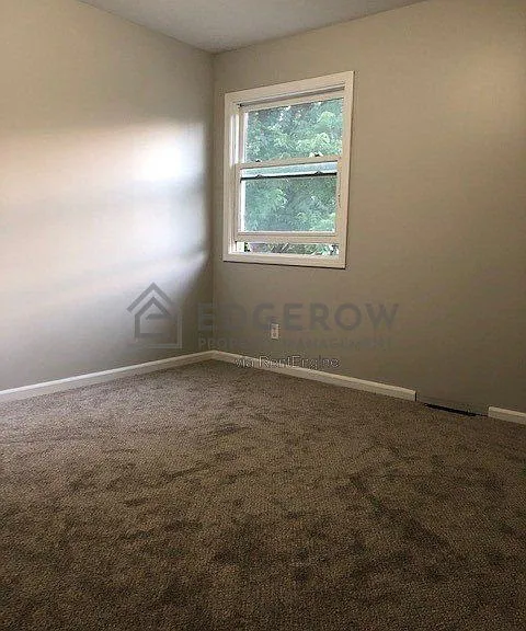 3700 Kalamazoo Ave SE — Photo 9