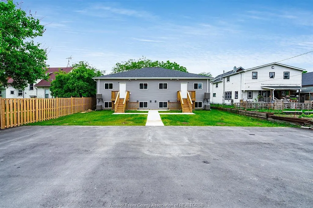Building Photo - 27 Orange St #1