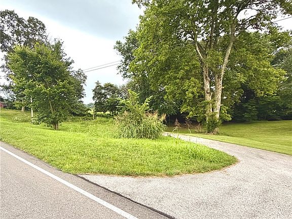 2nd image of 2985 Corydon-New Middletown Road SE