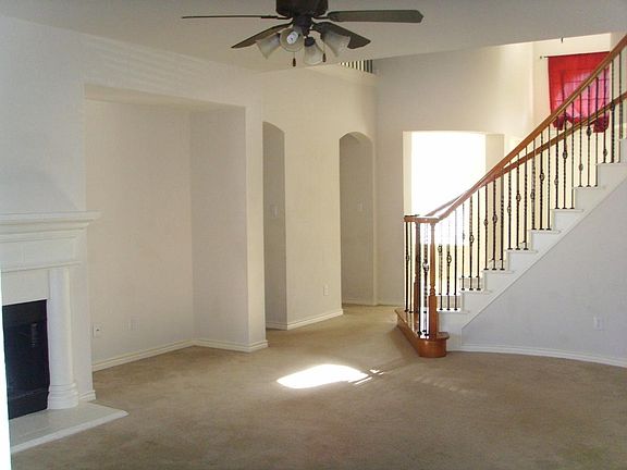 2nd image of 13370 Mondovi Dr