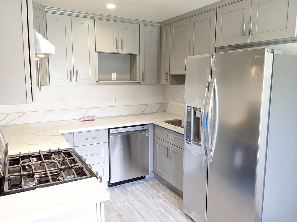 1st image of 233 Mira Mar Ave APT 2