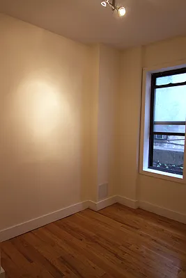Rented by Nooklyn NYC LLC | media 15