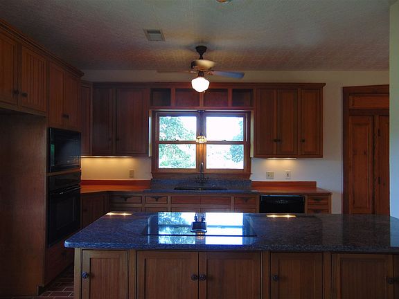 4th image of 1261 Pecan Valley Dr