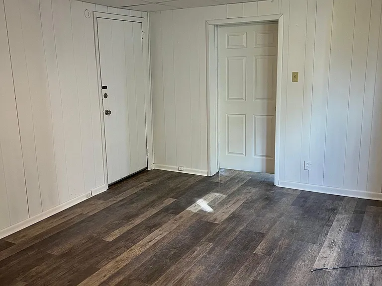 159 Kendall Ave #1 — Photo 12