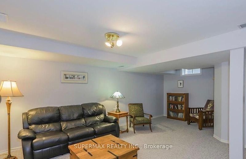 London House for rent - 4 Bedrooms — photo 25