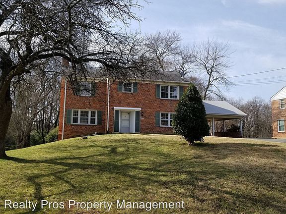 2nd image of 9100 Edgewood Dr