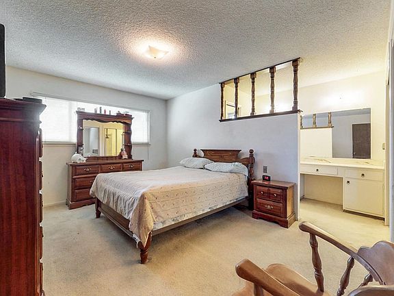 2nd image of 8437 Norfolk Way