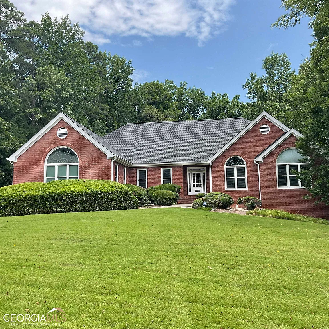 3645 Edenderry Dr photo 1