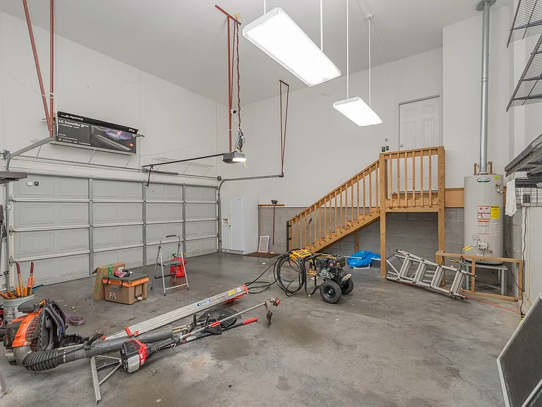 3169 Glenview Dr — Photo 48