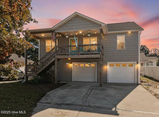 1105 W Oak Island Dr, Oak Island, NC 28465