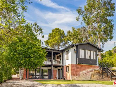 1000 N Bundy Dr, Los Angeles, CA, 90049