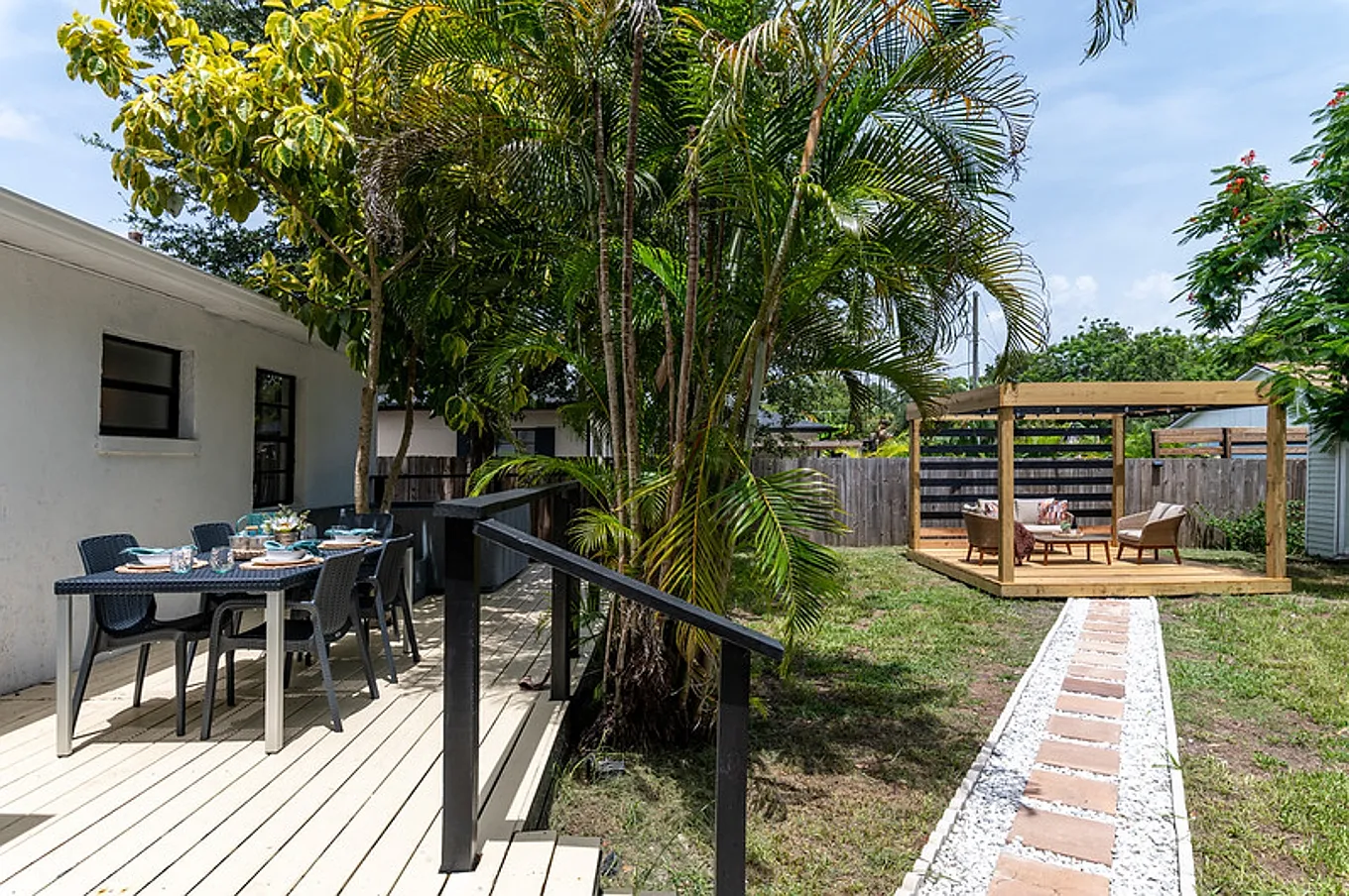 3 bed, $4,800 — Photo 1