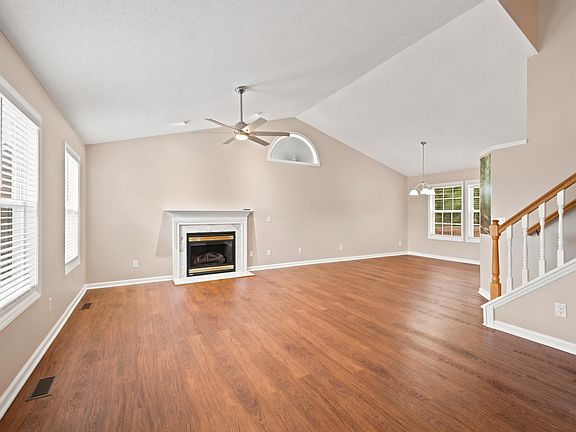 4th image of 2209 Hatton Way