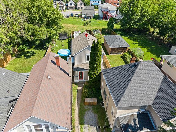 2nd image of 4691 Morrison St