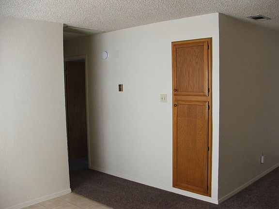 2nd image of 1413 Haney Ln
