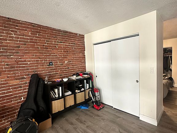 3rd image of 1122 Boylston St #3