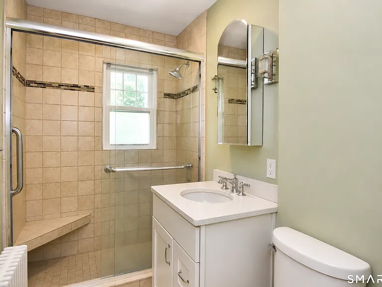 1030 Jennings Rd — Photo 7