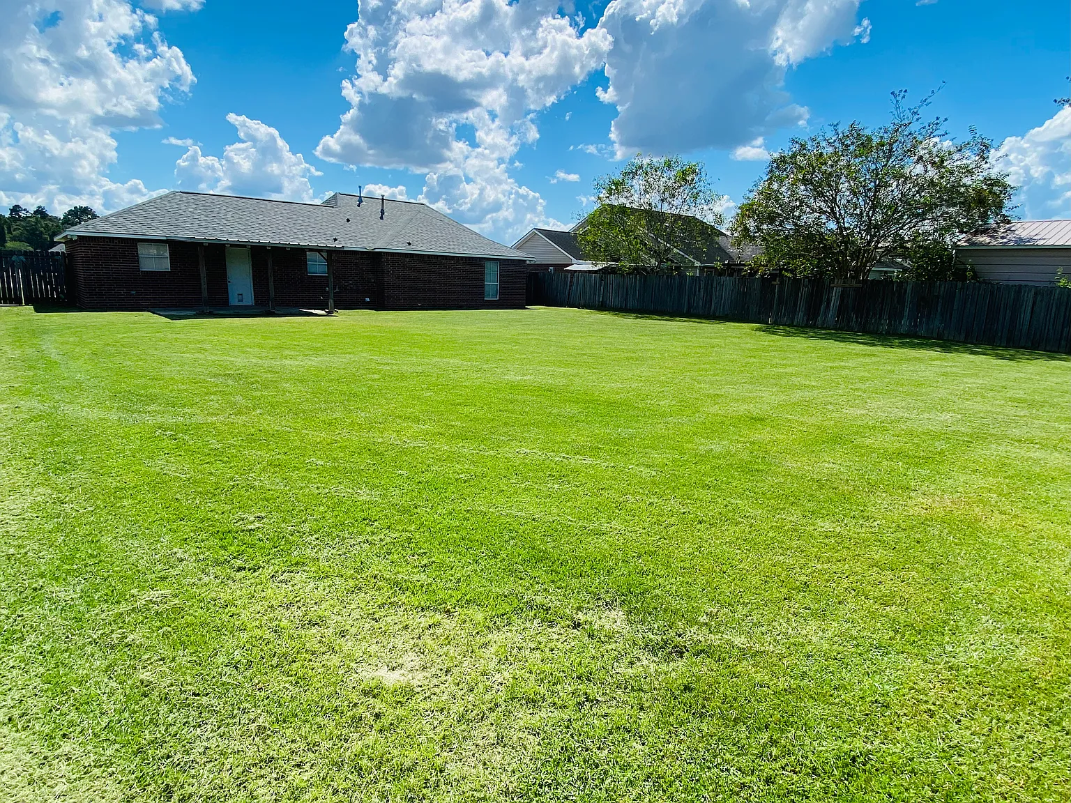 3 bed, 1300 sqft, $1,750 — Photo 3