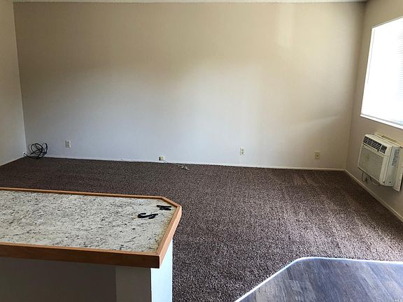 3rd image of 1567 Alamo Dr #24