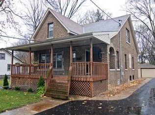 1847 Pine Rd, Homewood, IL 60430