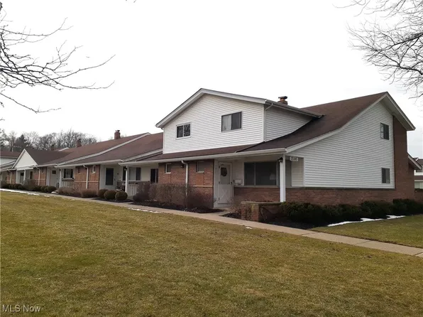 25305 Country Club Blvd Unit 2, North Olmsted, OH 44070