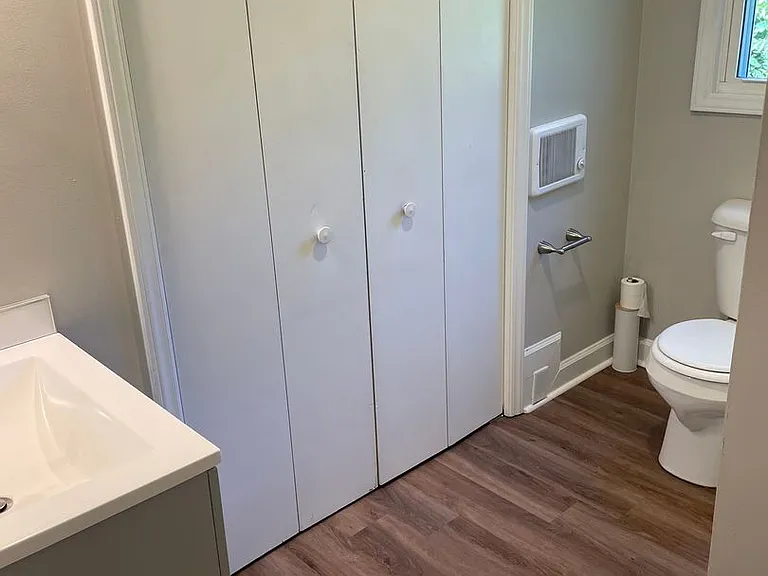 272 Hedgecock Ave — Photo 9