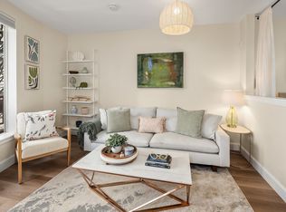 5650 24th Ave NW Unit 214, Seattle, WA 98107